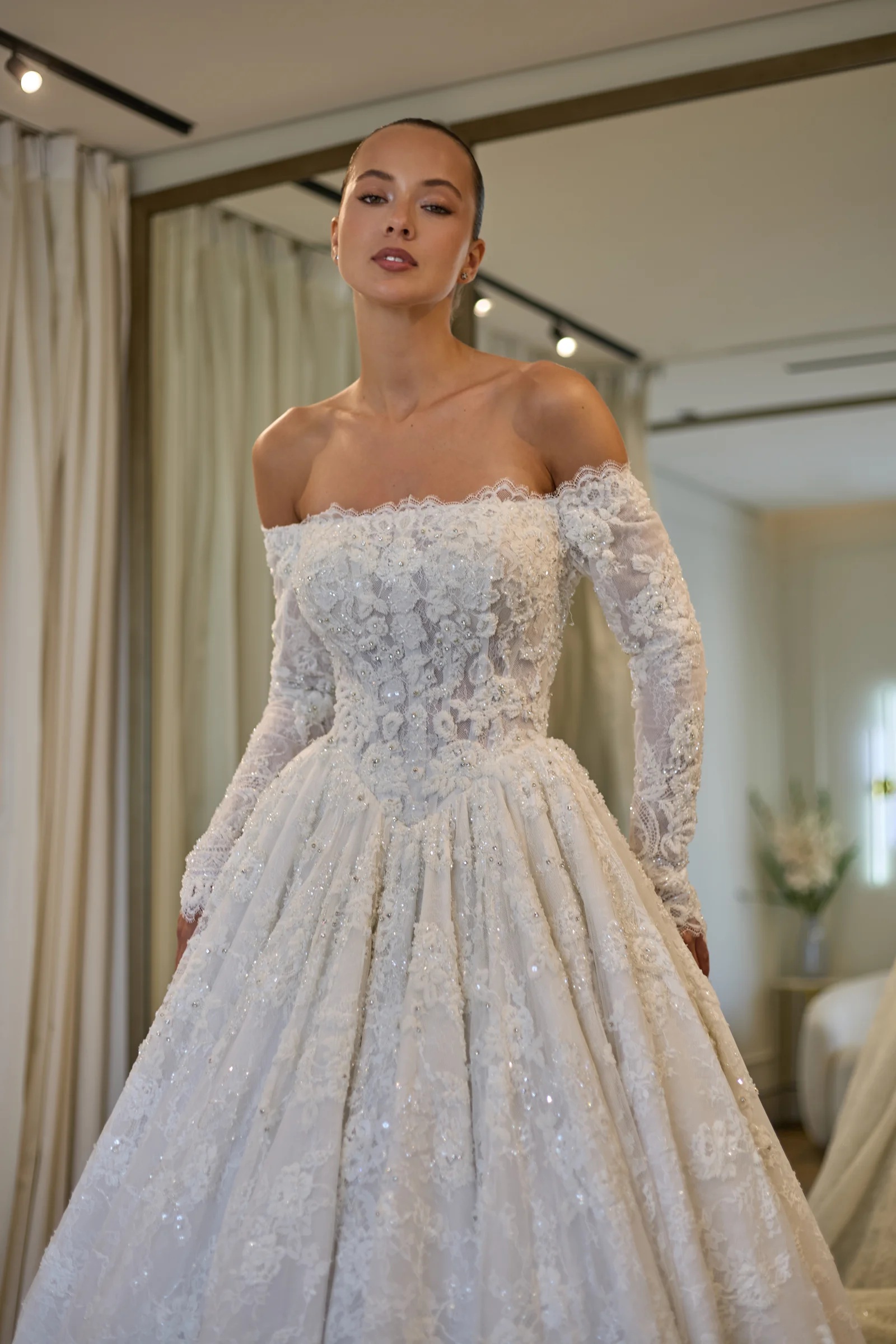 إطلالة أخرى لـ Novabella Couture 6433