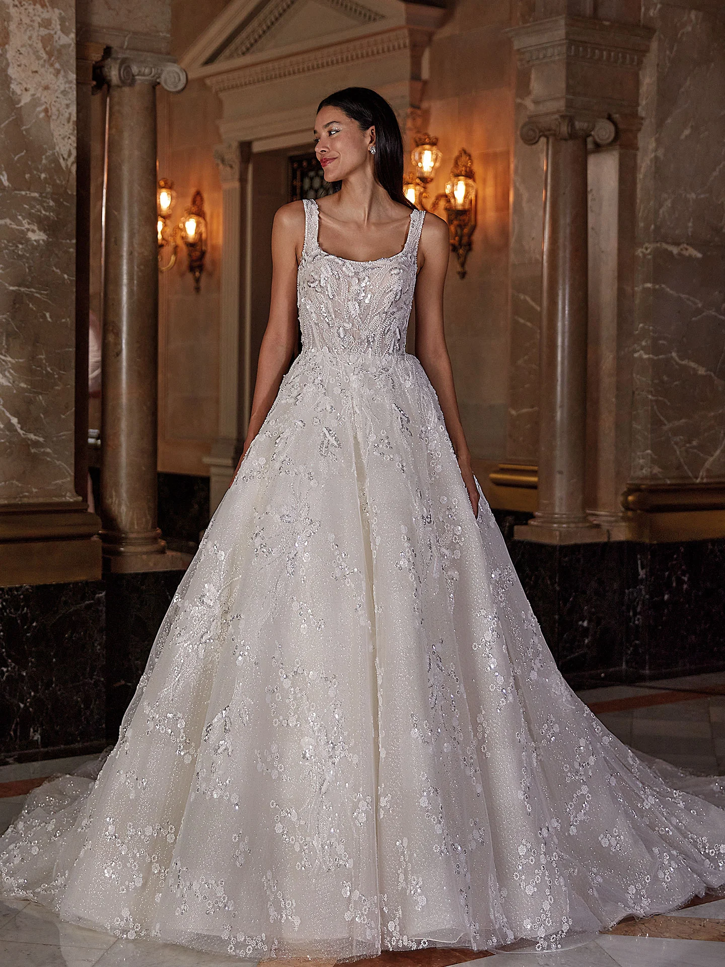 Demetrios DP542 by Demetrios
