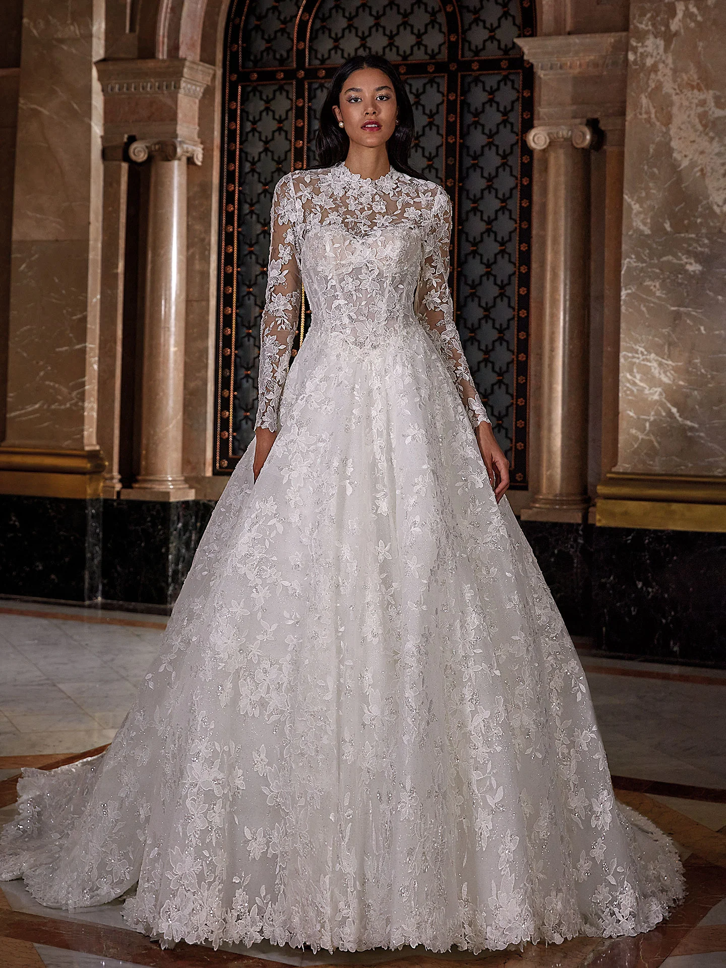 Demetrios DP539 by Demetrios