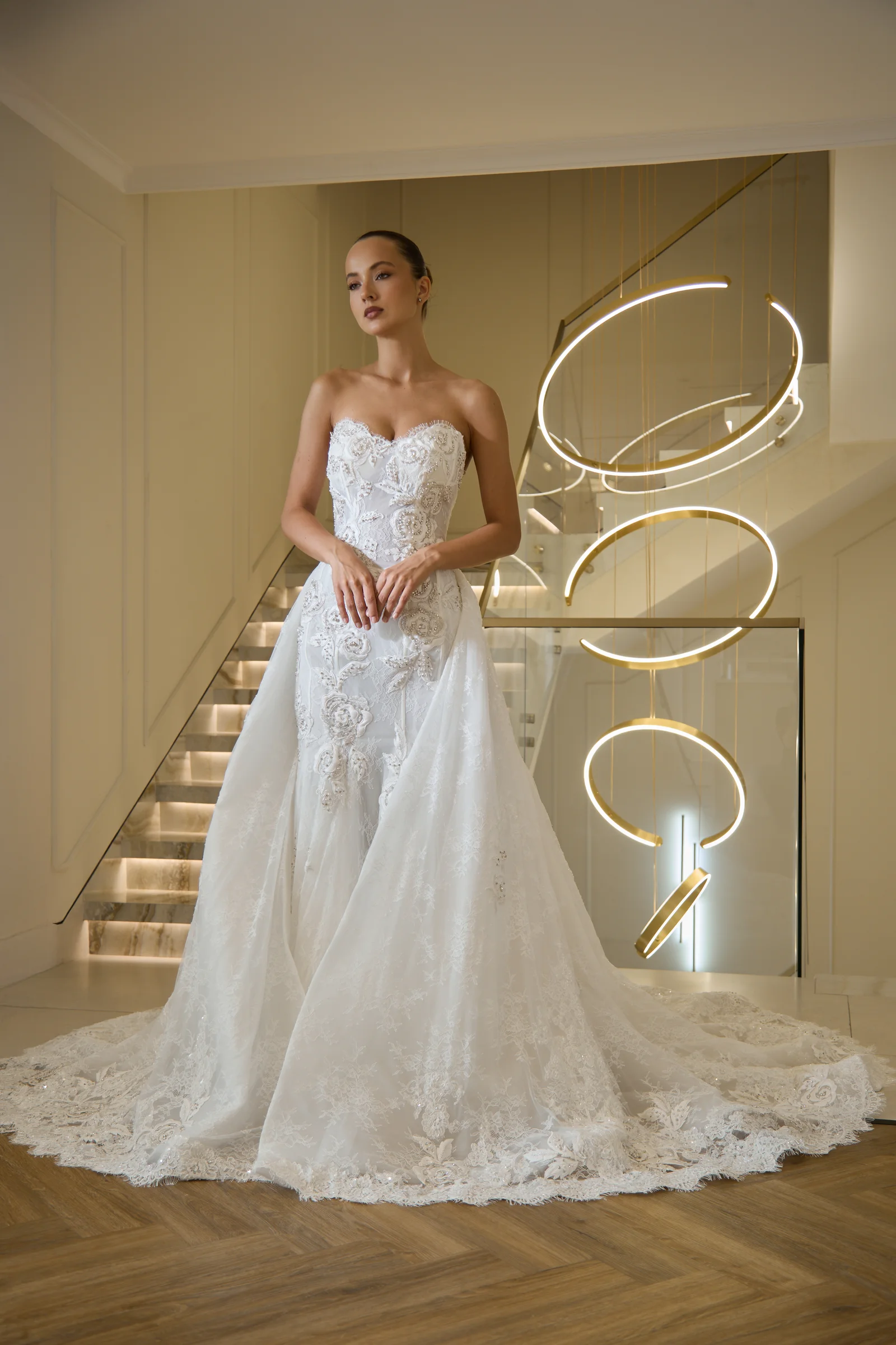 إطلالة أخرى لـ Grace Taylor GT-DZ1129