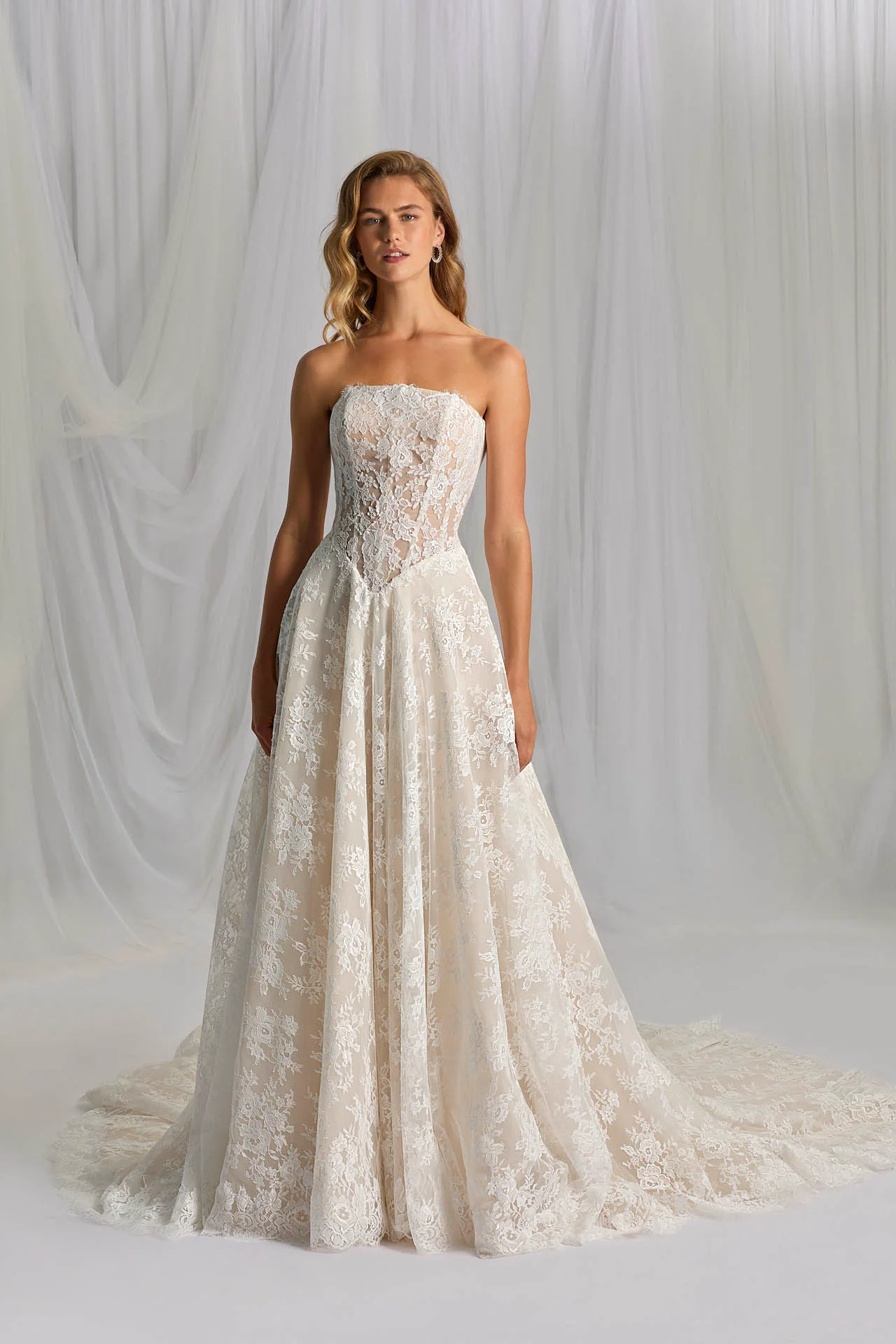 Demetrios 200181 by Demetrios