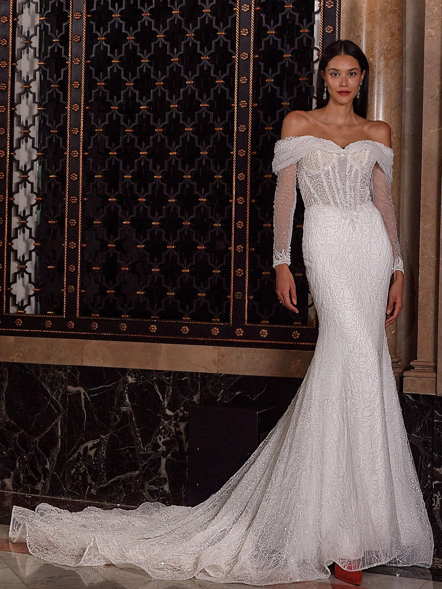 Demetrios DP533 by Demetrios