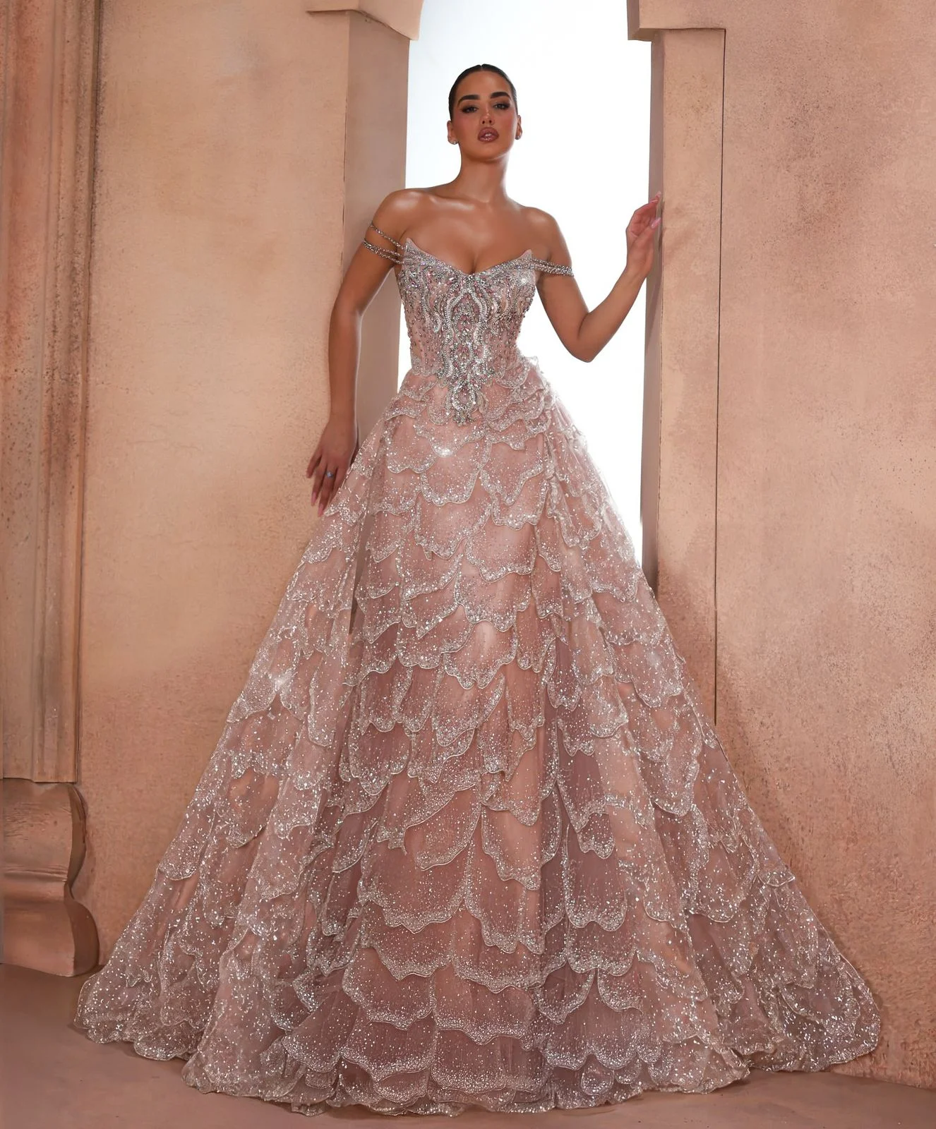 Catwalk 80203 by Catwalk — Contessa Dubai