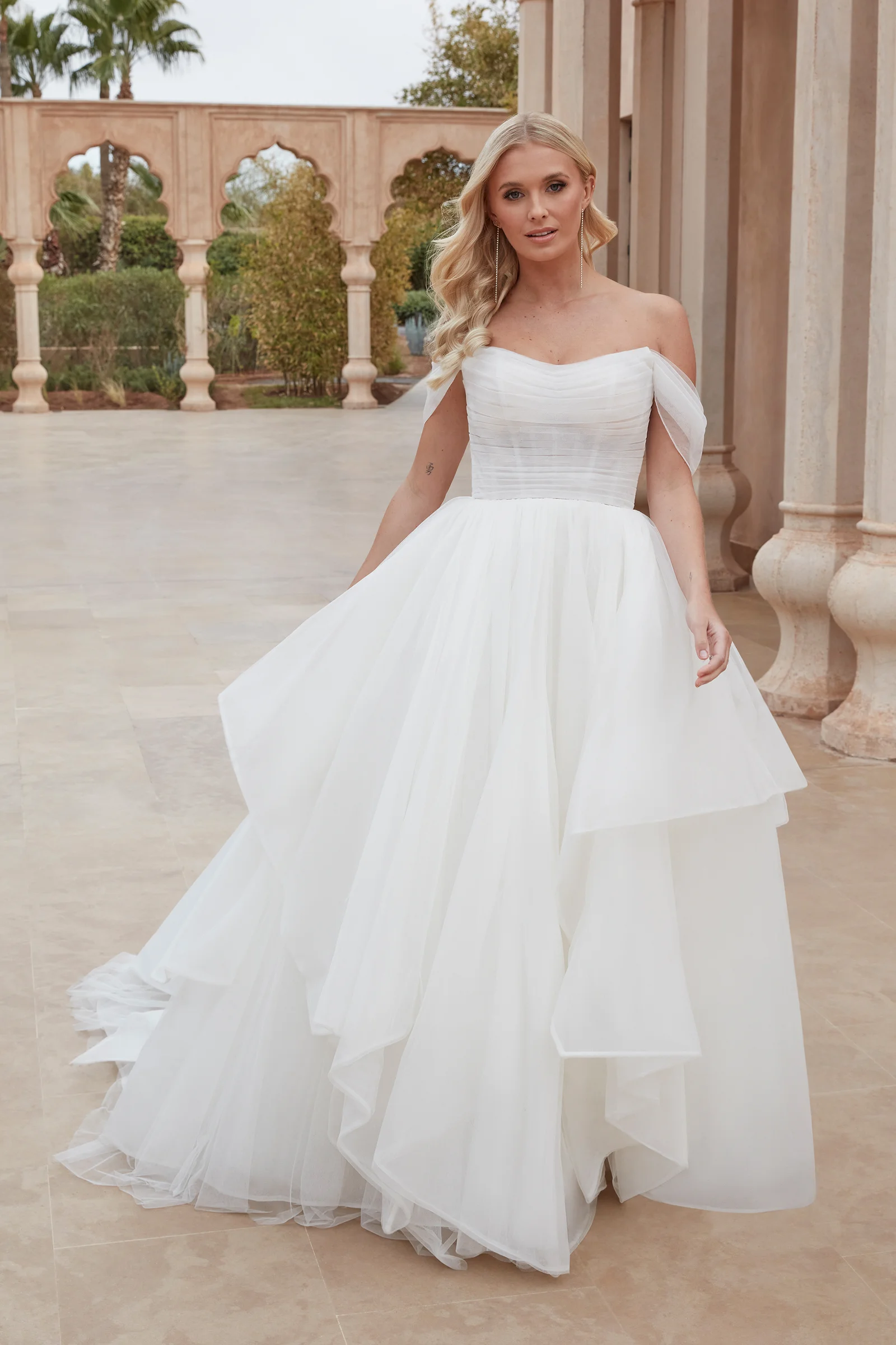 44419 by Contessa — Contessa Dubai